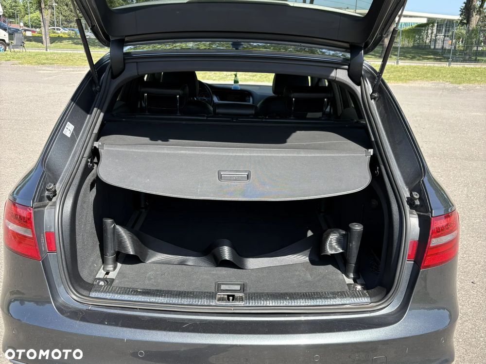 Audi A4 Avant 2.0 TDI - 12