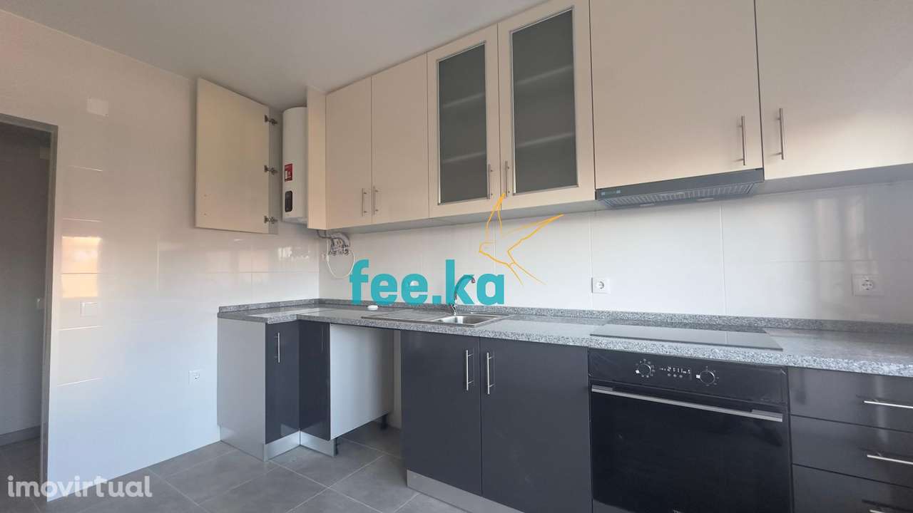 Apartamento T2 Renovado - Grande imagem: 2/25