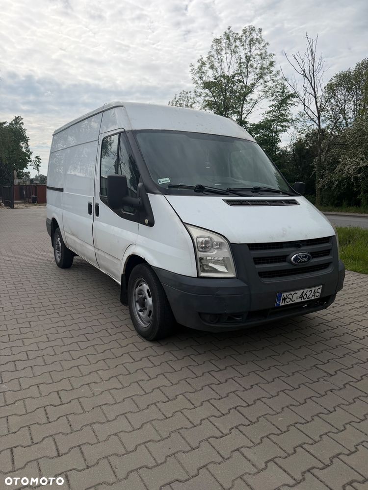 Ford Transit 350L - 2