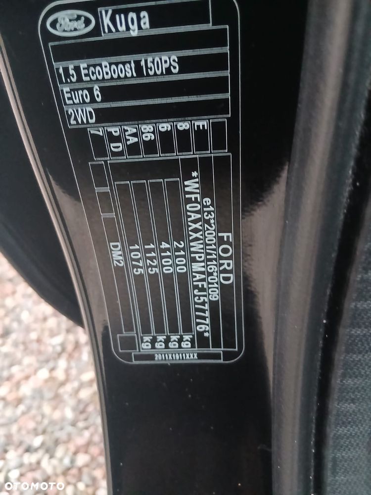 Ford Kuga 1.5 EcoBoost 2x4 Titanium - 9