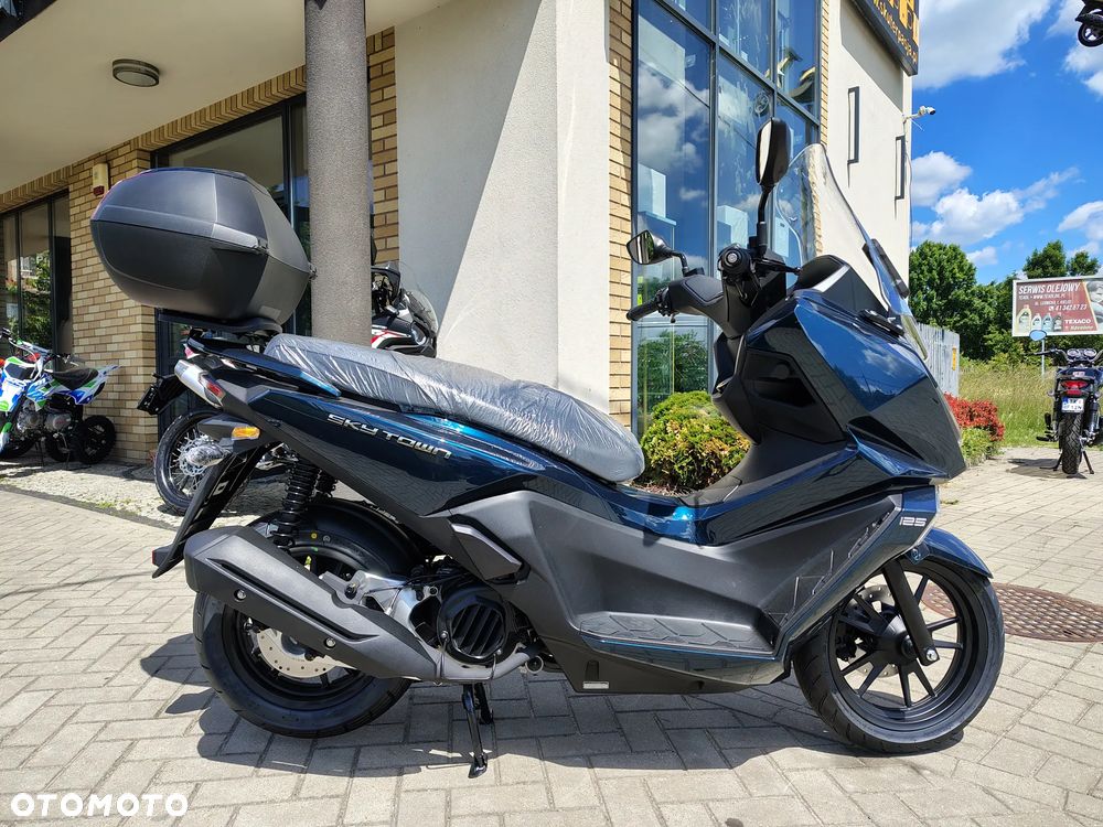 Kymco Skytown - 11