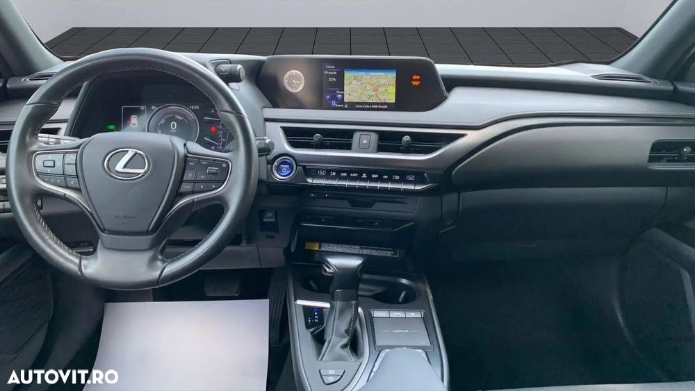 Lexus UX 250h (E-FOUR) Executive Line - 12