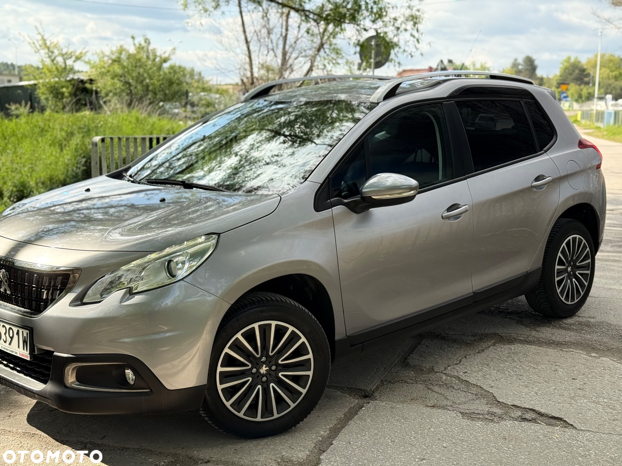Peugeot 2008 1.2 Pure Tech Active S&S - 10