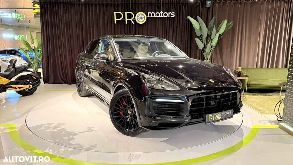 Porsche Cayenne Coupe GTS Tiptronic S - 1