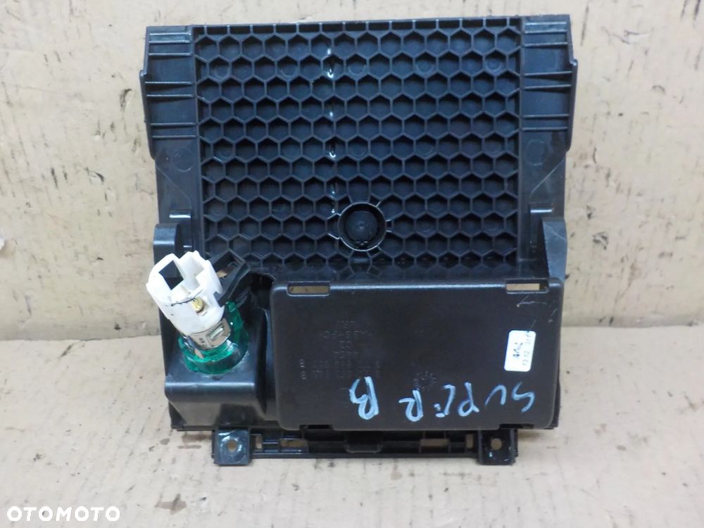 SKODA SUPERB II POPIELNICZKA PRZÓD - 5