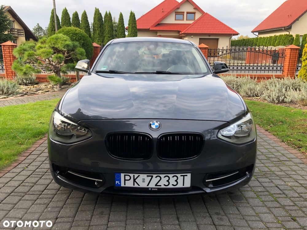 BMW Seria 1 118d Sport Line - 2