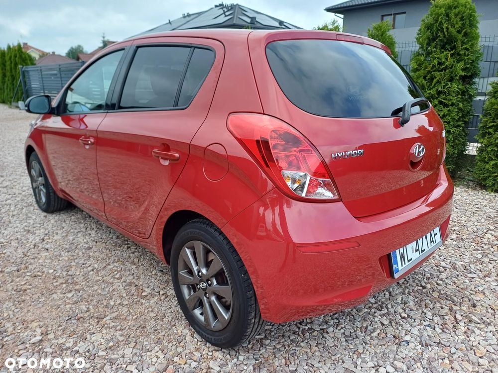 Hyundai i20 1.2 Intro Edition - 20