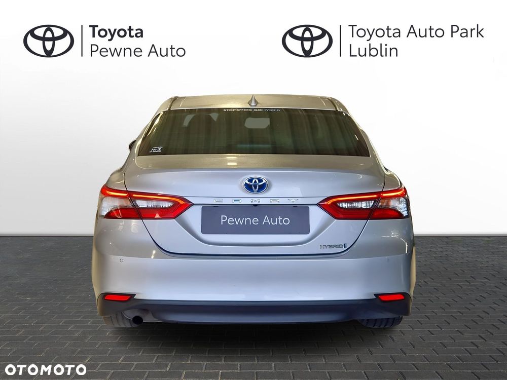 Toyota Camry 2.5 Hybrid Prestige CVT - 4