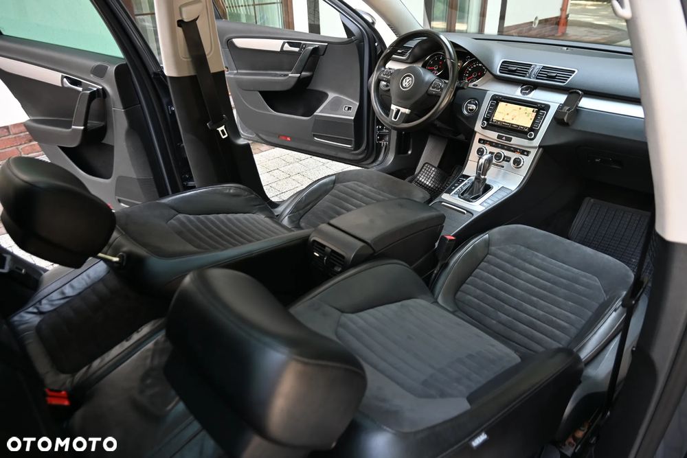 Volkswagen Passat 1.8 TSI DSG Highline - 22