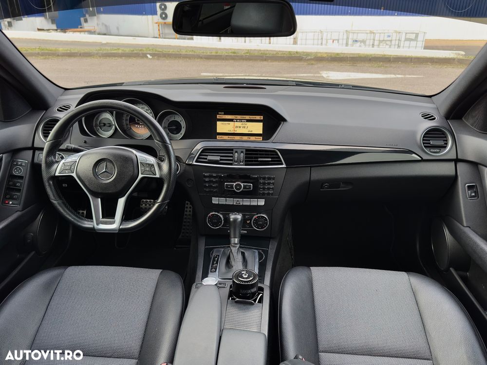 Mercedes-Benz C 220 d 4MATIC Aut. - 11