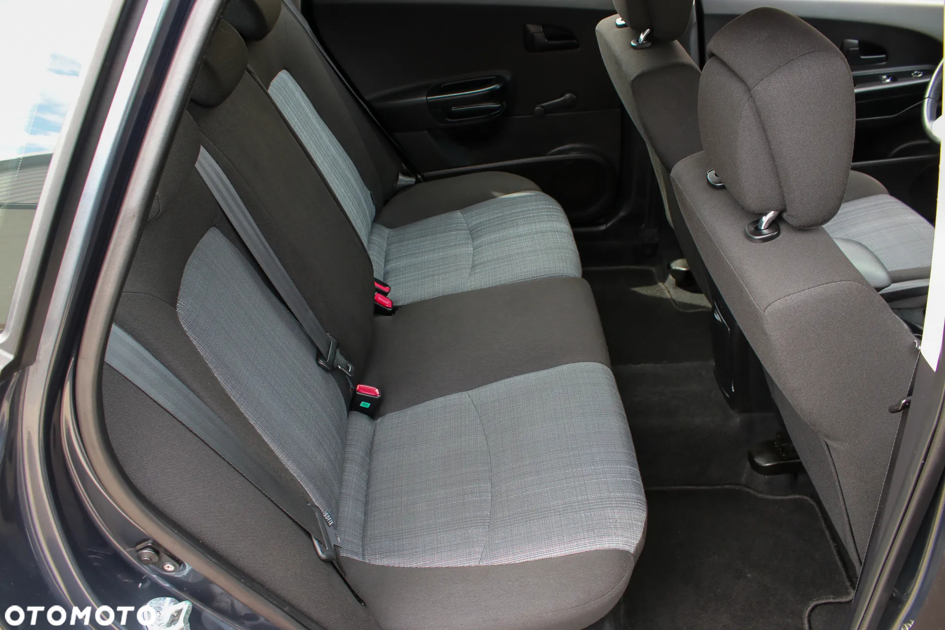 Kia Ceed Cee'd 1.4 Comfort - 27