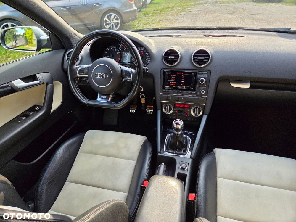 Audi S3 Sportback 2.0 TFSI Quattro - 23