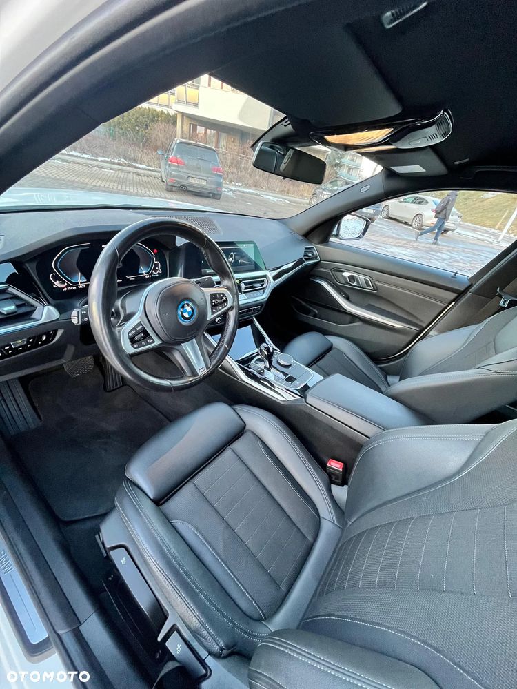 BMW Seria 3 320e - 9