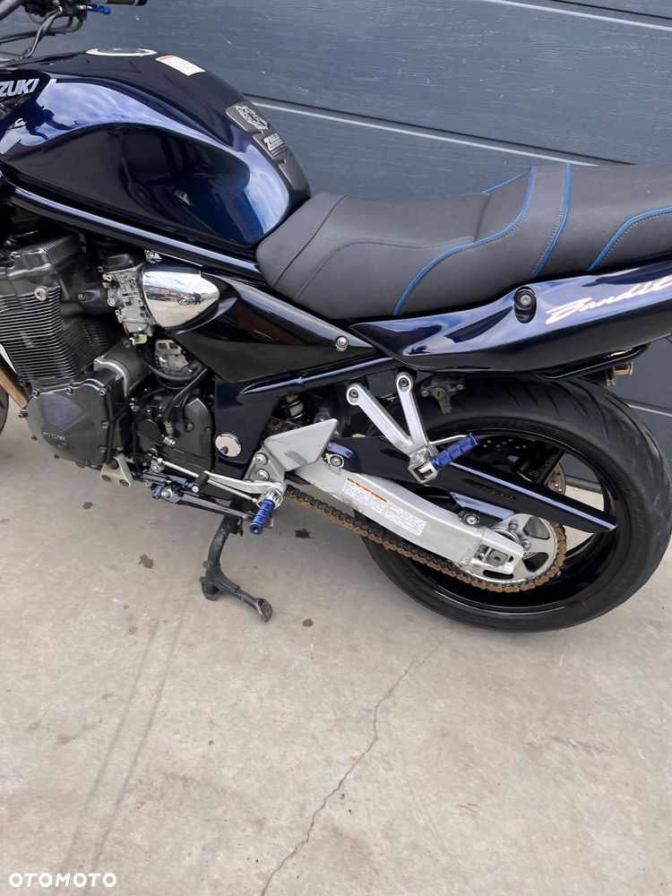 Suzuki Bandit - 25