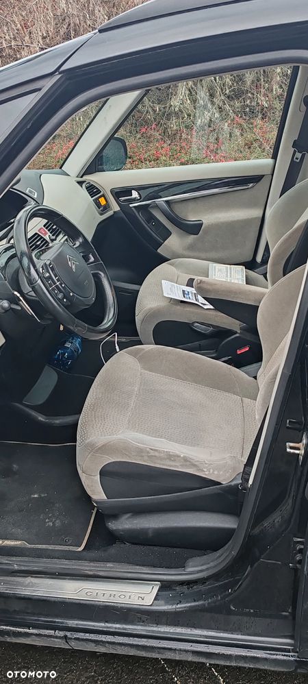 Citroën C4 Picasso - 8
