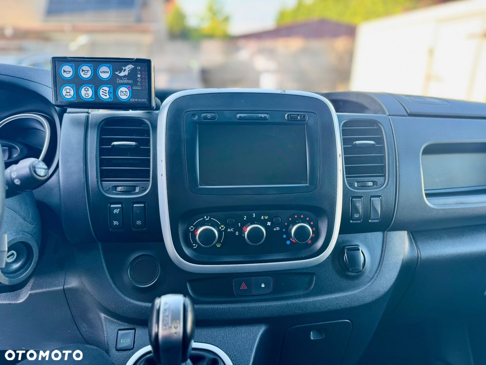 Renault Trafic - 19