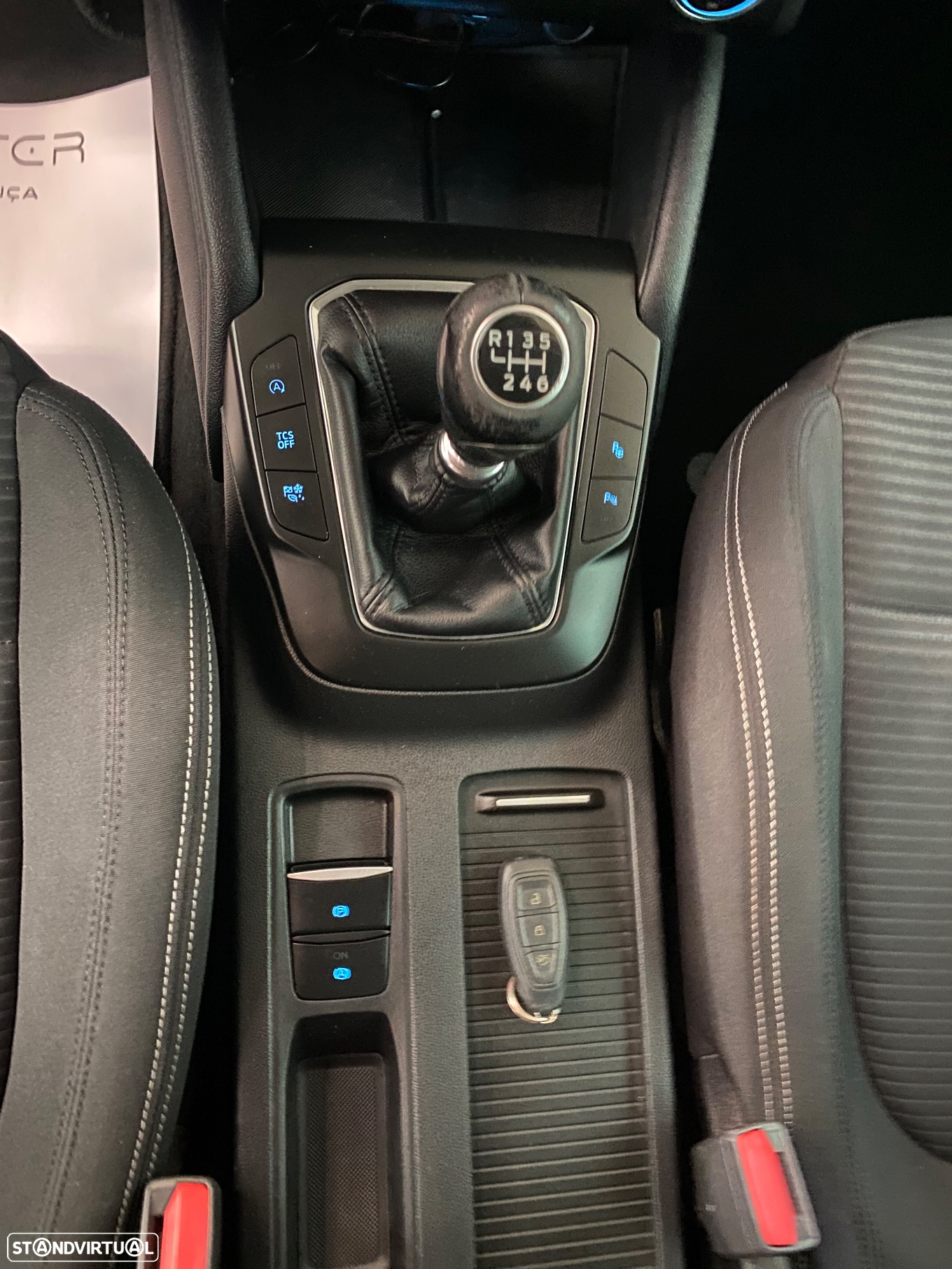 Ford Focus 1.5 TDCi EcoBlue Connected - 12