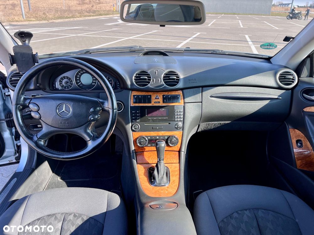 Mercedes-Benz CLK - 13