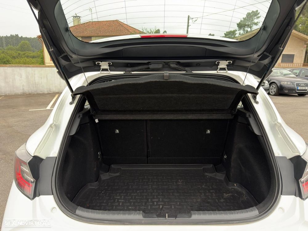 Toyota Corolla 1.8 Hybrid Comfort - 8