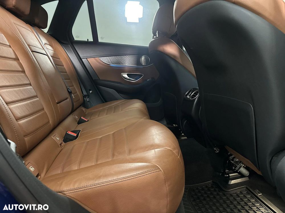 Mercedes-Benz GLC 250 d 4MATIC - 12