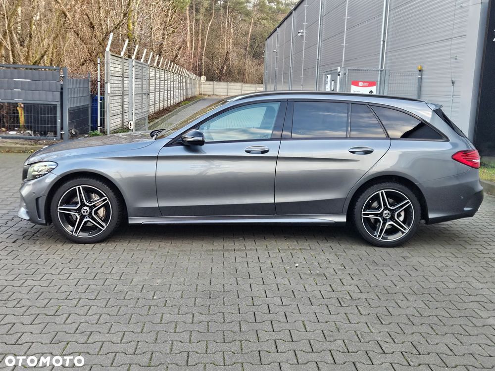 Mercedes-Benz Klasa C 180 9G-TRONIC - 29