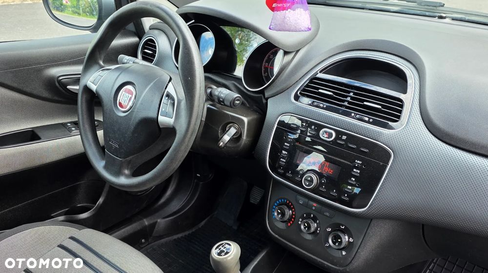 Fiat Punto 1.4 Easy S&S - 13