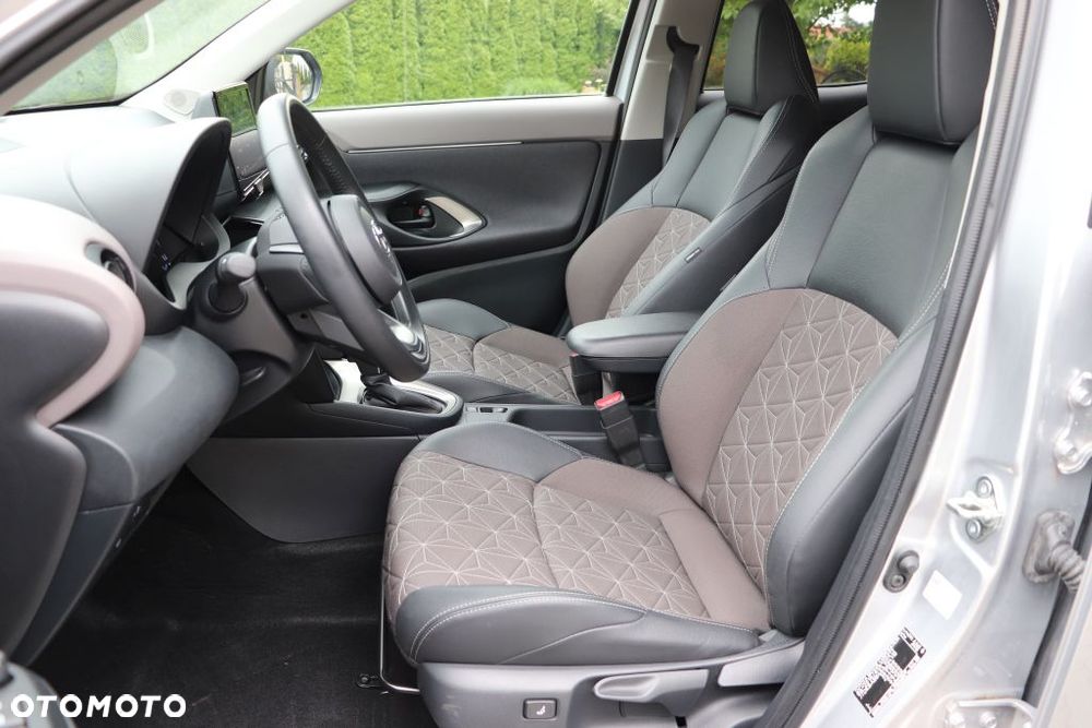 Toyota Yaris Cross 116 1.5 VVT-i Business Edition - 13