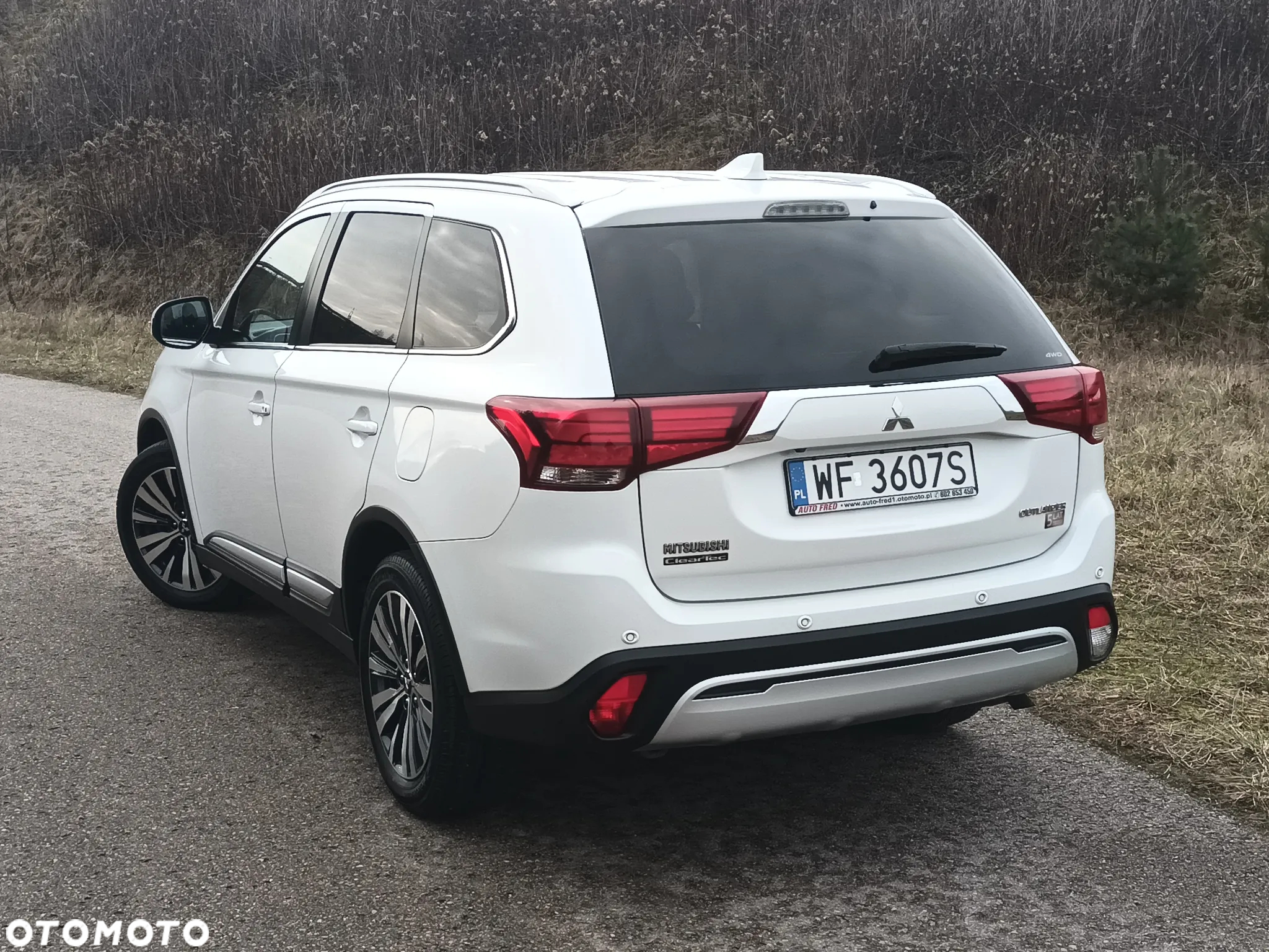Mitsubishi Outlander 2.0 Intense Comfort 4WD CVT - 13