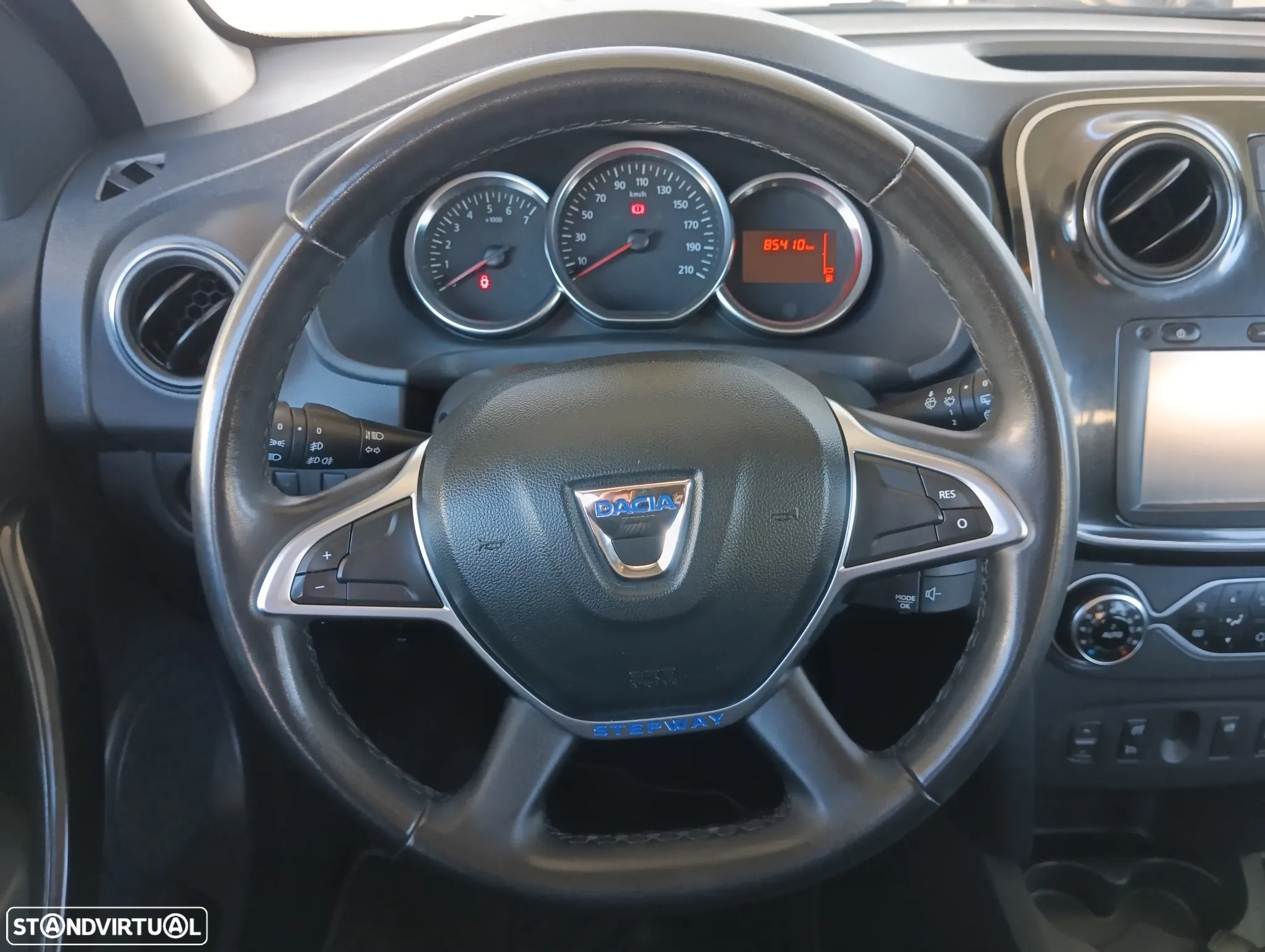 Dacia Sandero 1.5 dCi Stepway - 8
