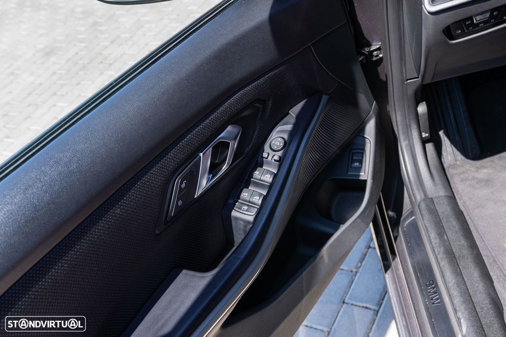 BMW 318 d Auto - 17