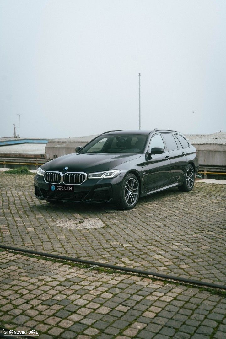 BMW 530 e Pack Desportivo M - 7