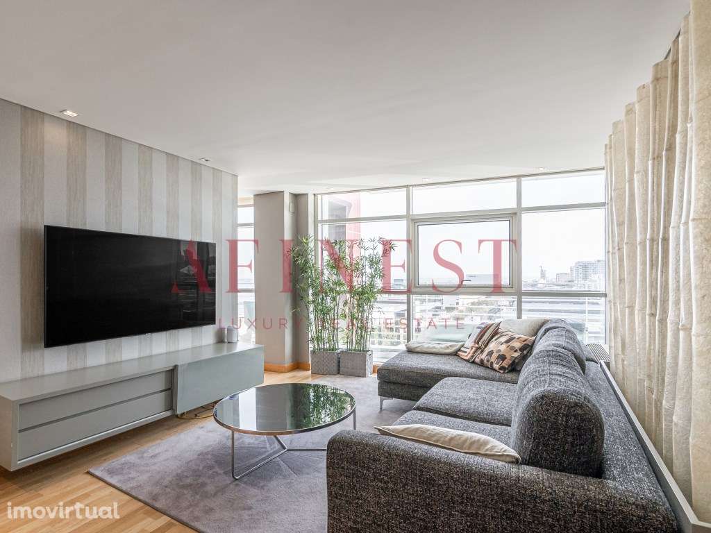 APARTAMENTO T3 DUPLEX NO PARQUE DAS NAÇÕES - LISBOA -VALOR NEGOCIÁVEL - Grande imagem: 4/50