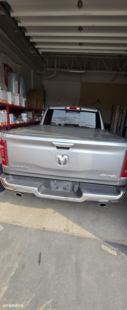 RAM 1500 5.7 eTorque Crew Cab Shortbed Laramie Chrome - 28