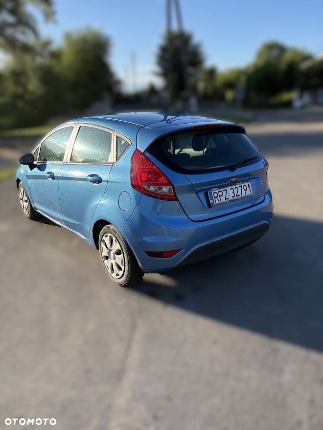 Ford Fiesta 1.25 Trend - 5