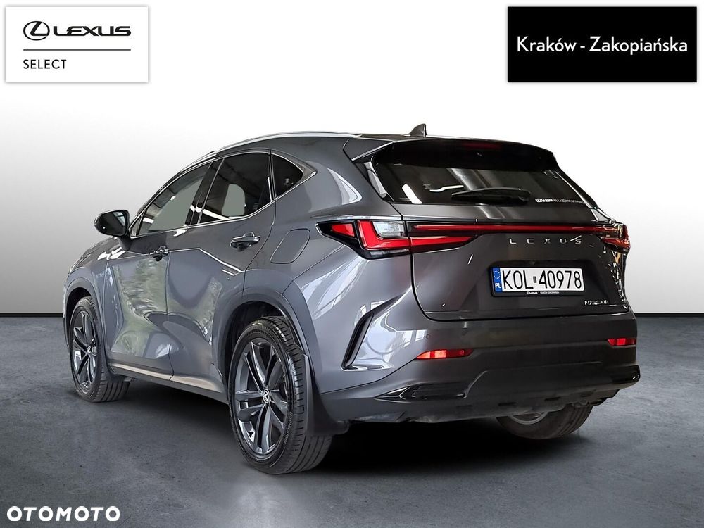 Lexus NX 2023