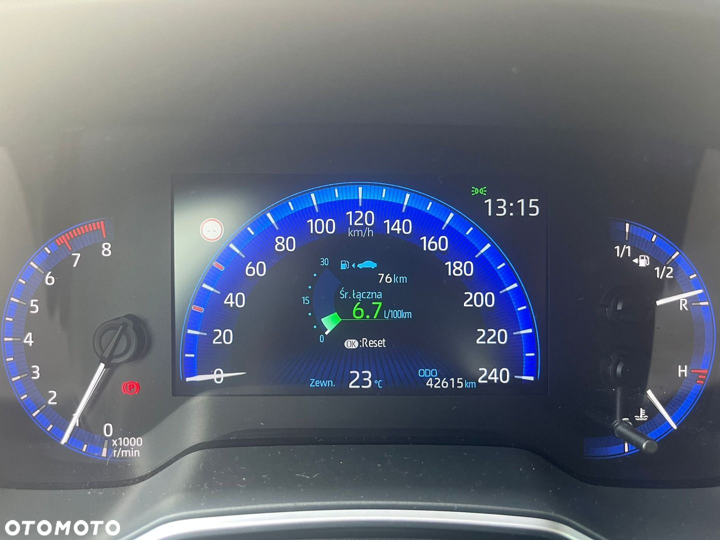 Toyota Corolla - 22