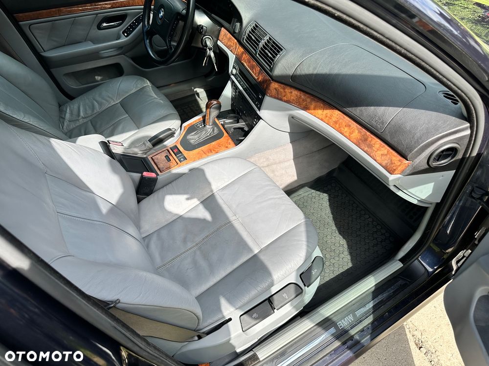 BMW Seria 5 - 14