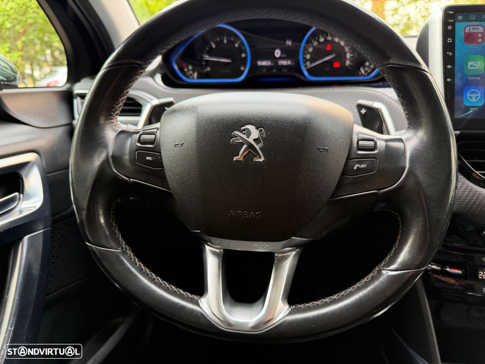 Peugeot 2008 1.6 e-HDi Allure 2-Tronic - 12