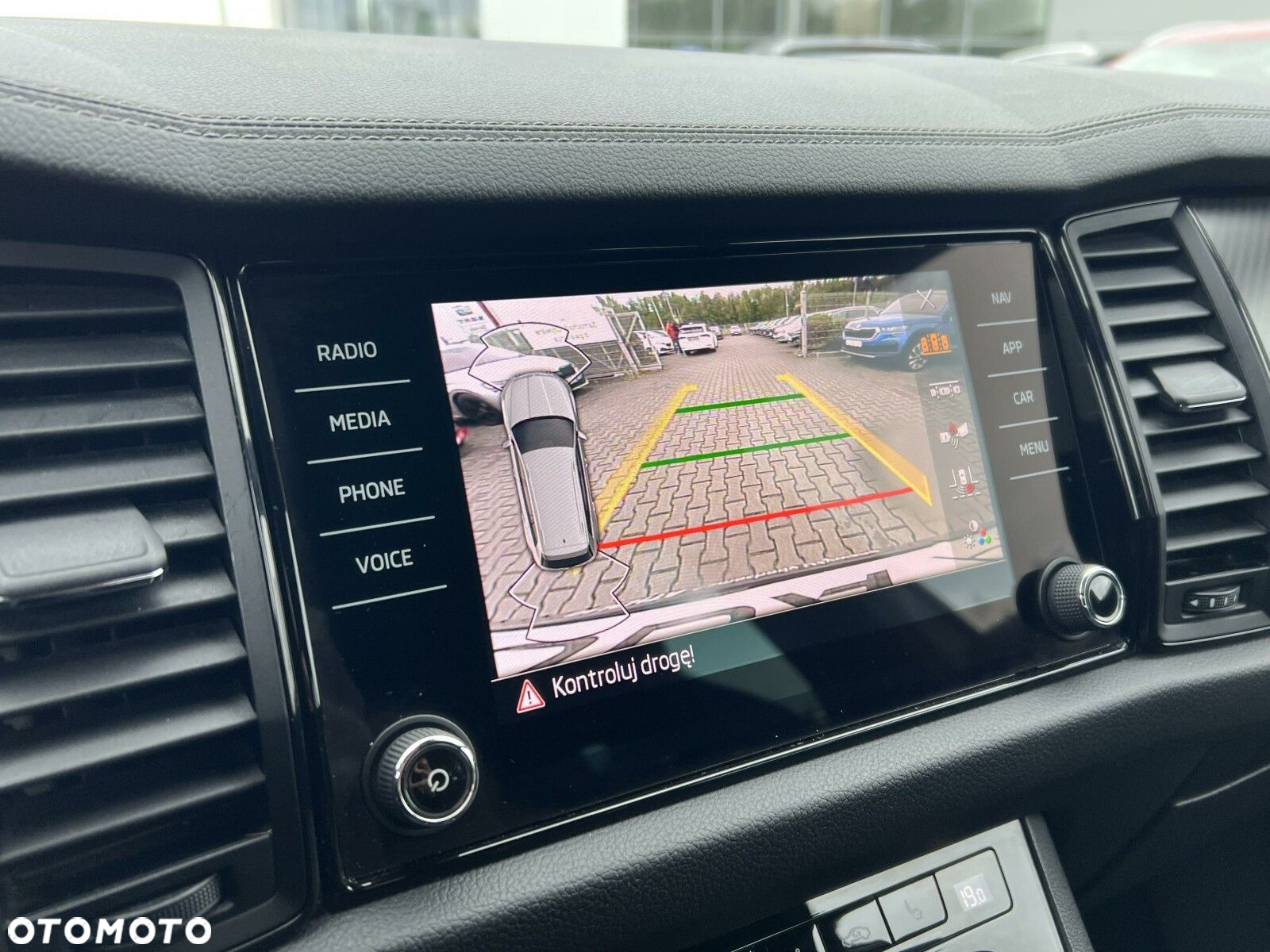 Skoda Kodiaq 2.0 TSI 4x4 Sportline DSG 7os - 27