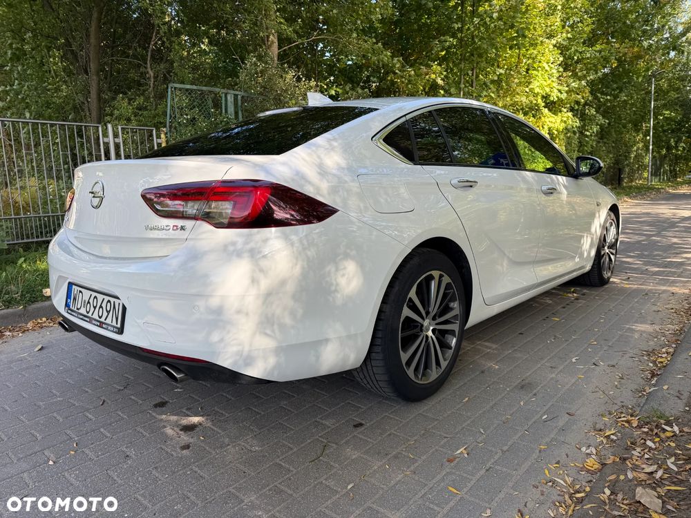 Opel Insignia - 10
