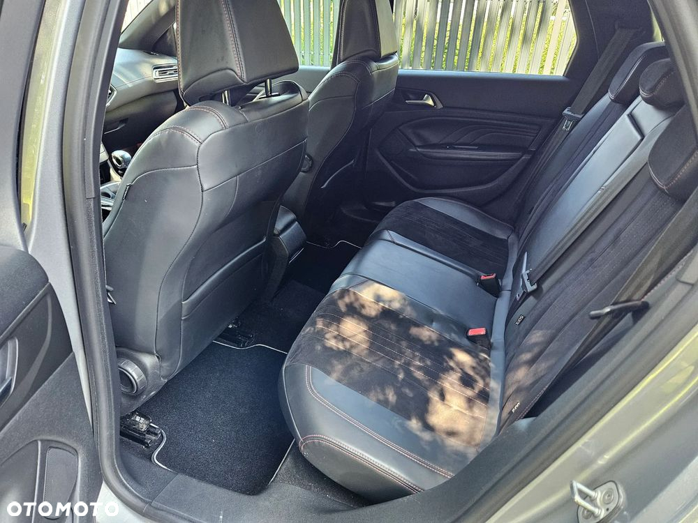 Peugeot 308 1.6 e-THP GT S&S - 24