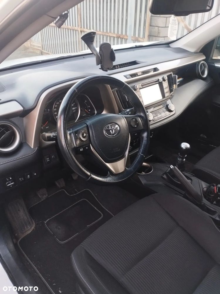 Toyota RAV4 2.0 Premium EU6 - 7