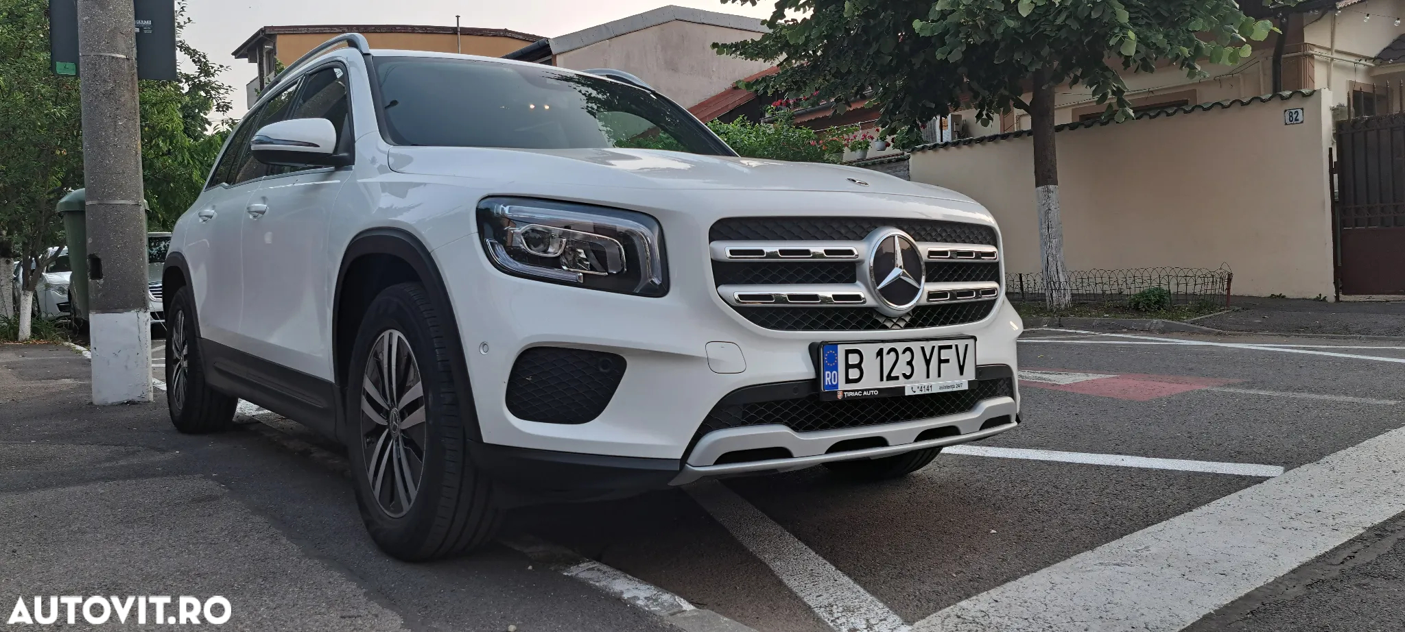 Mercedes-Benz GLB 180 d 8G-DCT - 2