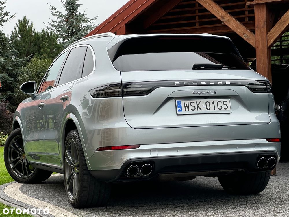 Porsche Cayenne S - 13