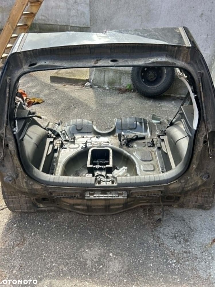 KIA PICANTO III WANNA PAS TYLNY BLOTNIK PRAWY TYL LEWY TYL 17R- - 1