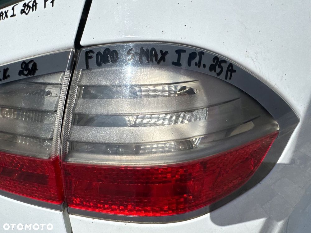 FORD S-MAX MK1 LAMPA PRAWA TYLNA PRAWY TYŁ Z BŁOTNIKA BŁOTNIK - 7