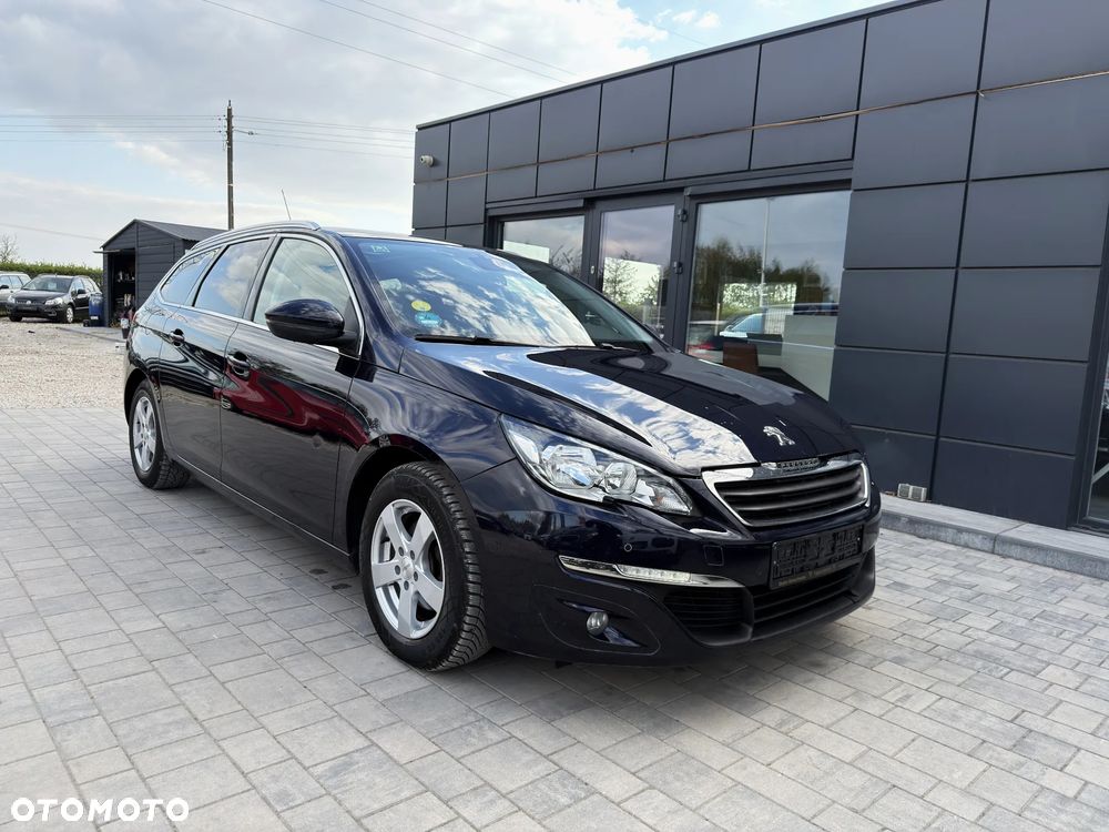 Peugeot 308 1.6 BlueHDi Allure S&S - 1