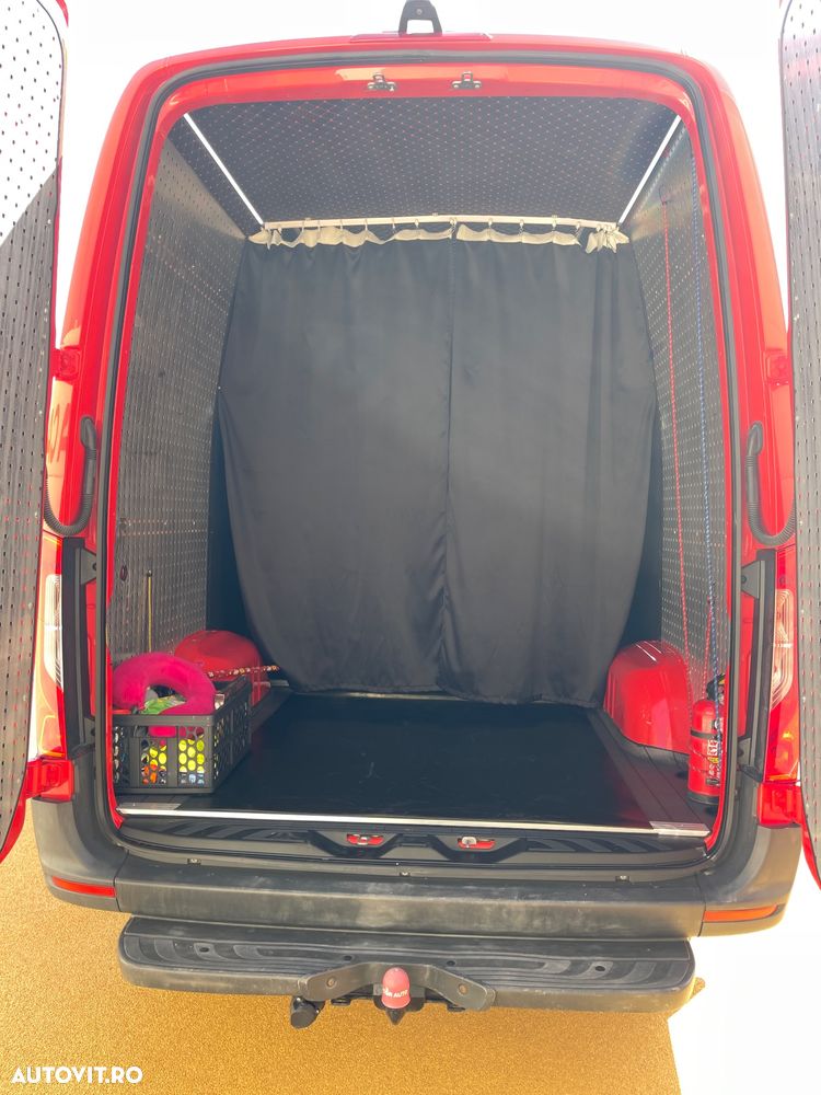 Mercedes-Benz Sprinter - 15
