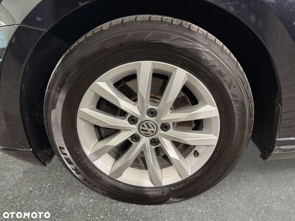 Volkswagen Passat Variant - 13