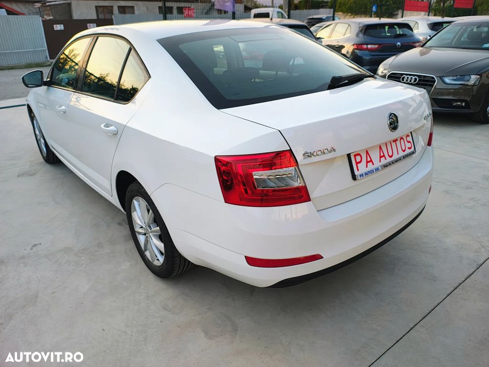 Skoda Octavia 1.6 TDI Green tec Ambition - 4